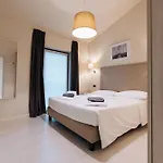 Ah Palazzo Trebeschi Lägenhetshotell Brescia