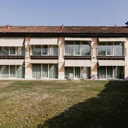 Ah Palazzo Trebeschi Apartmanhotel 3*