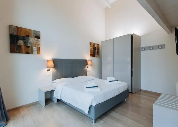 Ah Palazzo Trebeschi 3*