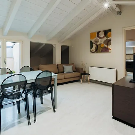 Aparthotel Ah Palazzo Trebeschi