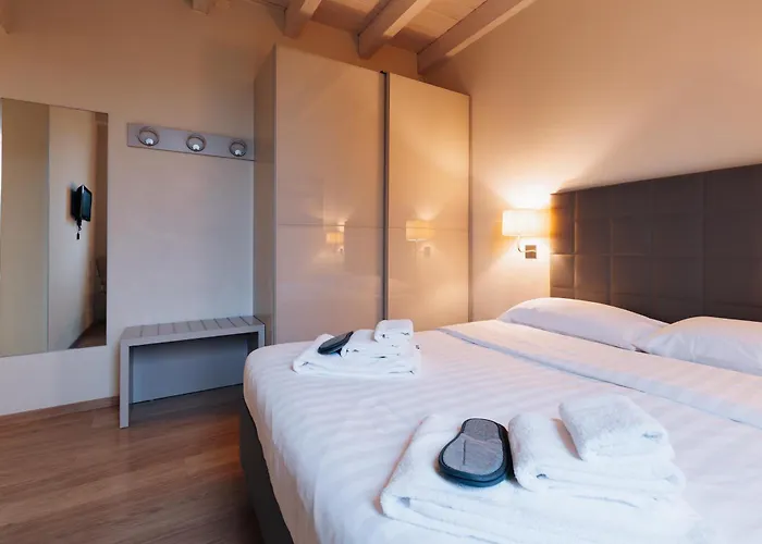 Ah Palazzo Trebeschi Aparthotel Brescia