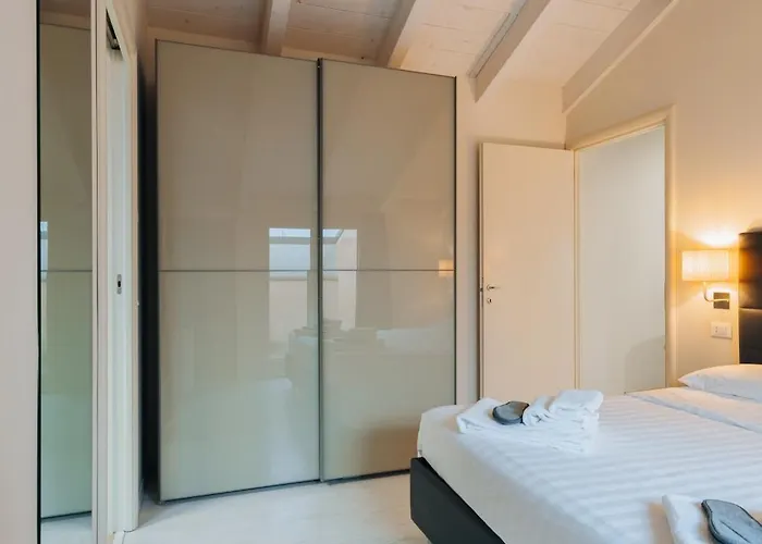 Ah Palazzo Trebeschi Aparthotel Brescia